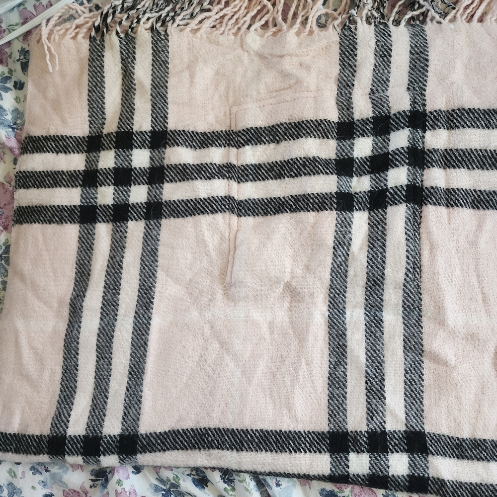 Pink/white/black plaid scarf